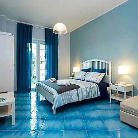 Capri فندق ساليرنو